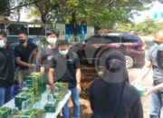 Peduli Sesama, Kampong Bakau Kendari Berbagi Paket Makan Siang Gratis