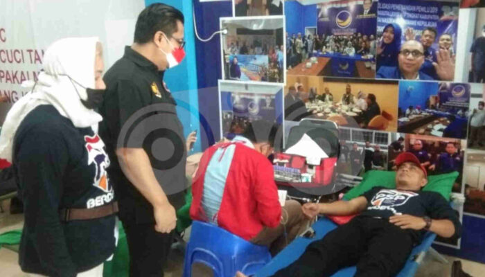 Garda Pemuda NasDem Sultra Gelar Donor Darah untuk Jaga Stok Bagi Pasien