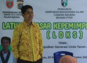 Bupati Buton Bawa Materi LDKS di Kompi A Yonif 725