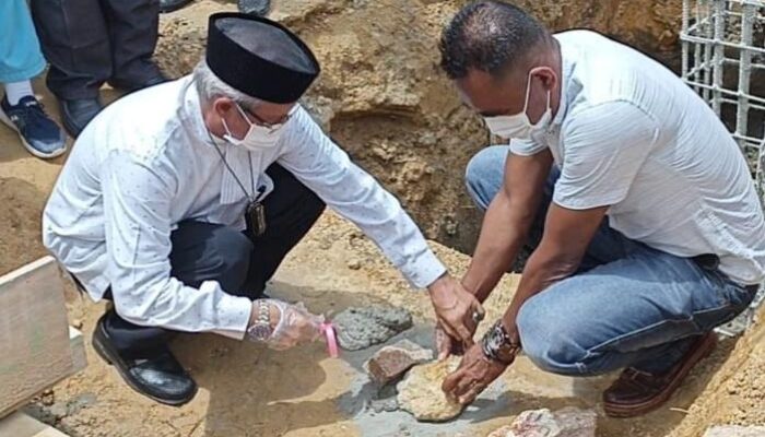 Wagub Sultra Pasang Batu Pertama Pembangunan SD Islam Insan Unggul Kendari