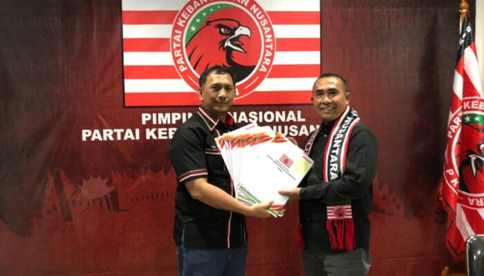 Gede Pasek Apresiasi Pengurus PKN Sultra di Bawah Umar Samiun