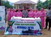 Bagikan Ratusan Paket Takjil, Cara Sedekah Ala Polsek Onembute Konawe