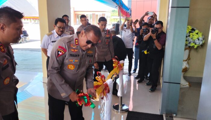 Kapolda Sulawesi Tenggara Irjen Pol Teguh Pristiwanto Resmikan Kantor Baru Polres Buton Utara