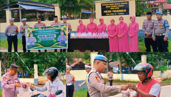 Polisi Berbagi Takjil untuk Pengendara di Buton