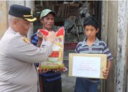 Polres Wakatobi Berbagi Sembako kepada Anak Yatim