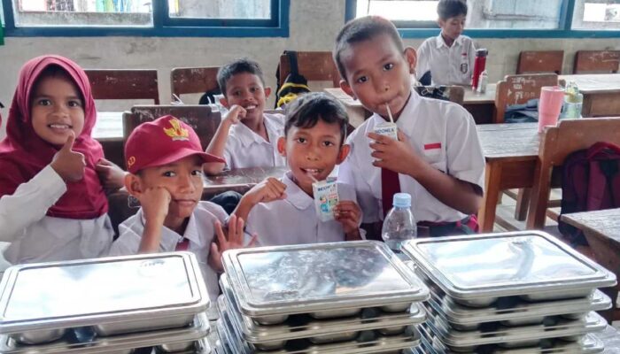 Makan Bergizi Gratis, Guru di Buton Ungkap Antusiasme Siswa Meningkat