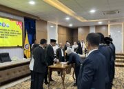 Rektor UHO Lantik Sejumlah Pejabat Baru, Dorong Percepatan dengan Tagline FAST