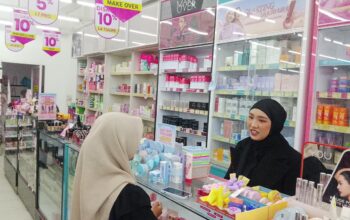 Efek Tren Korean Look, Lip Cream Glossy Make Over jadi Produk Paling Diminati di Kendari