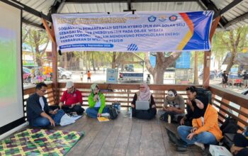 FT UHO Kenalkan Sistem Hybrid PLN-Solar Sel di Pantai Toronipa Konawe, Dorong Wisata Berbasis Energi Bersih